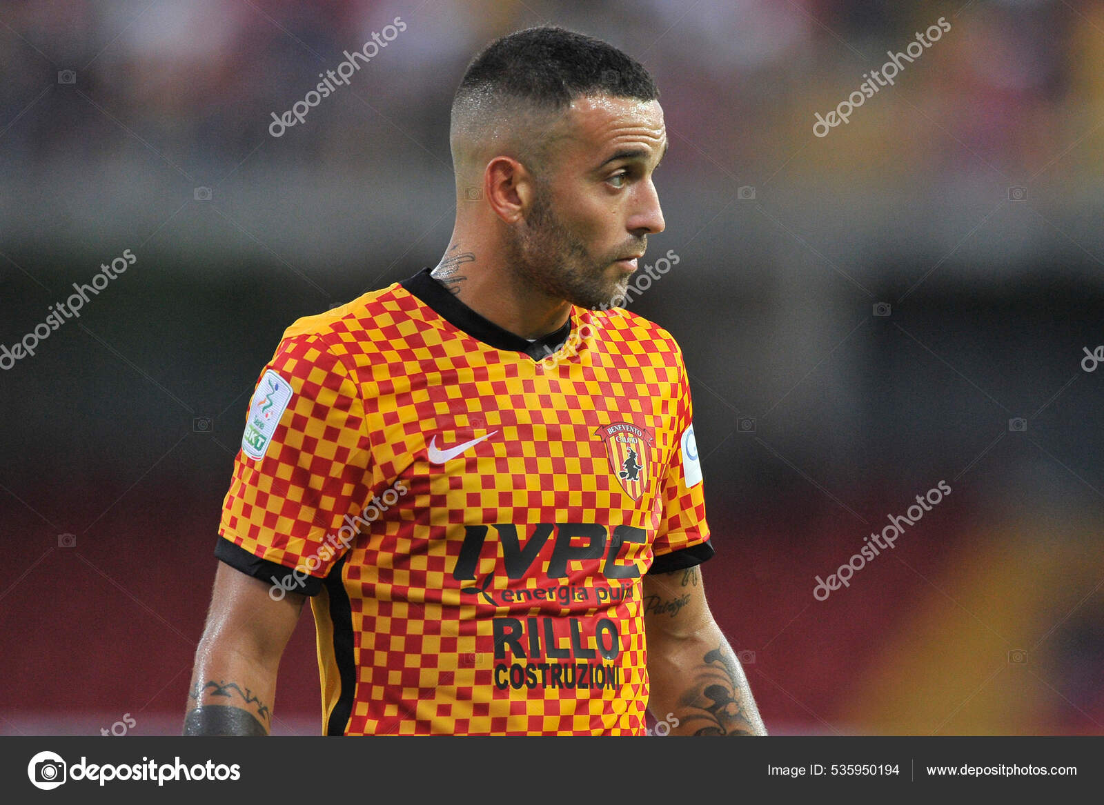 Roberto Insigne Jogador Benevento Durante Partida Campeonato